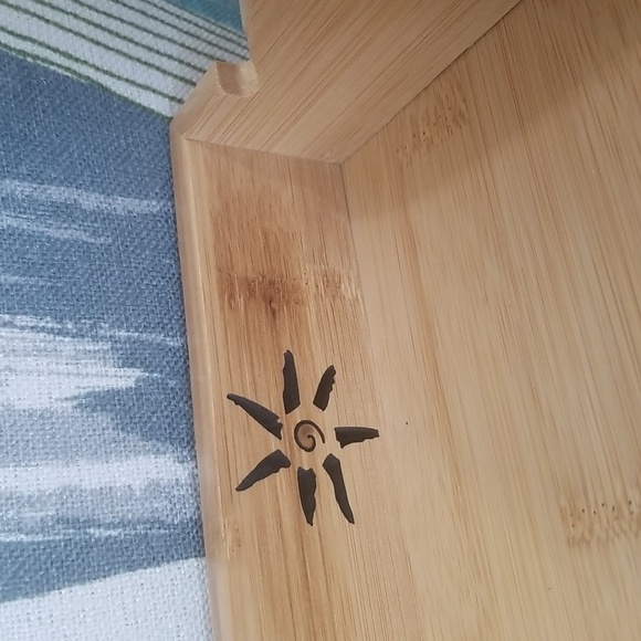 Sunshine Cut Out Pattern Bamboo Serving Tray With Handle - Picture 5 of 8